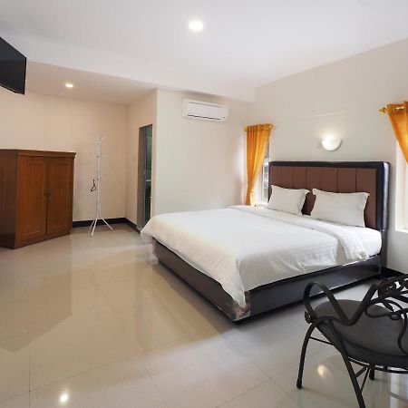 New Gentala Hotel Medan Esterno foto