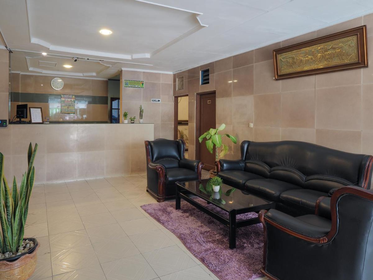 New Gentala Hotel Medan Esterno foto