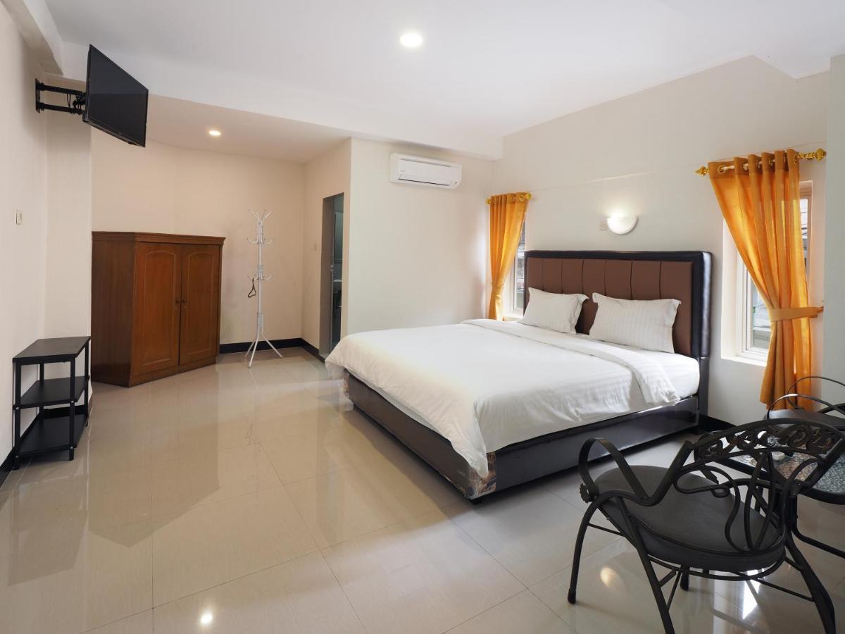 New Gentala Hotel Medan Esterno foto