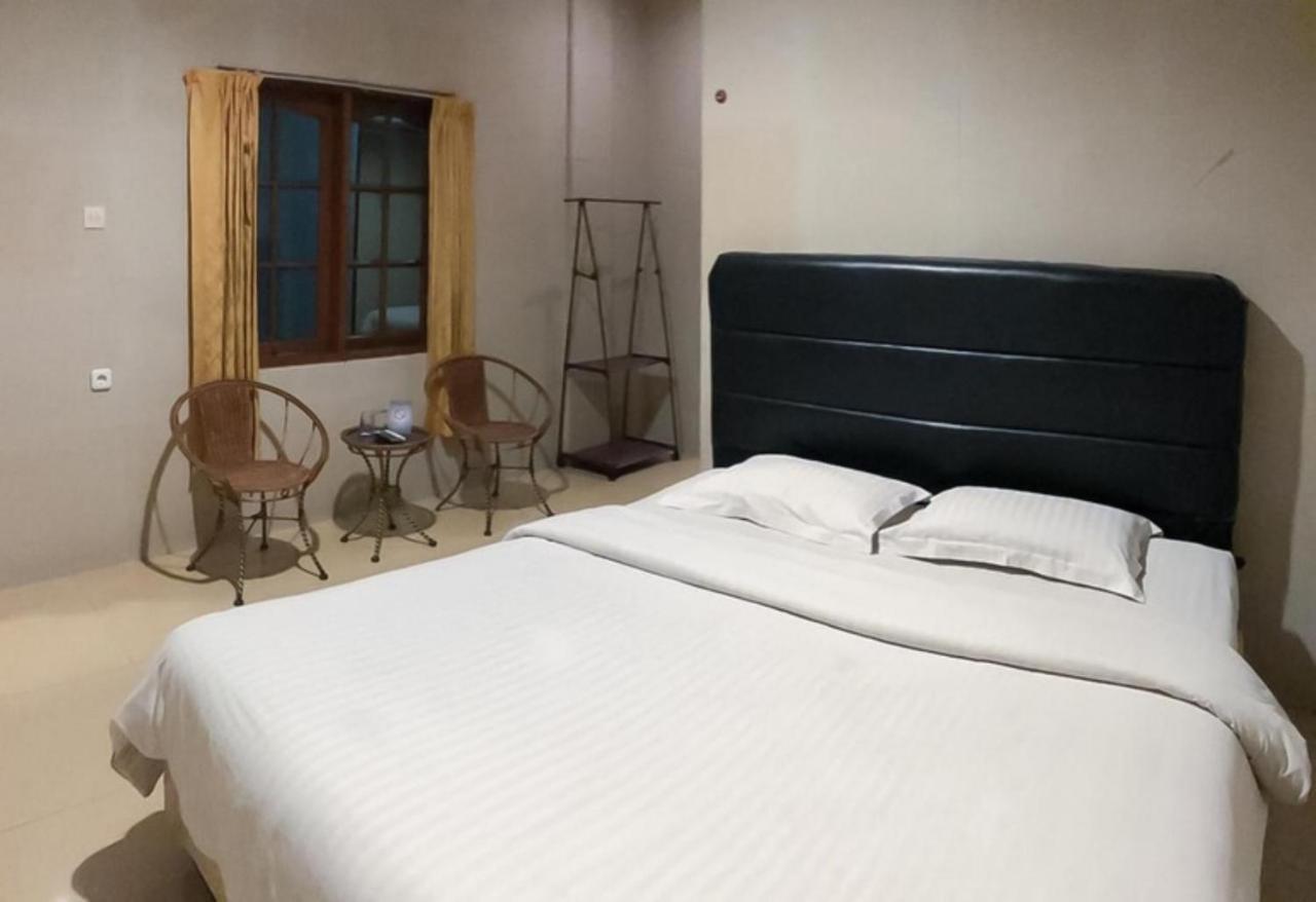 New Gentala Hotel Medan Esterno foto