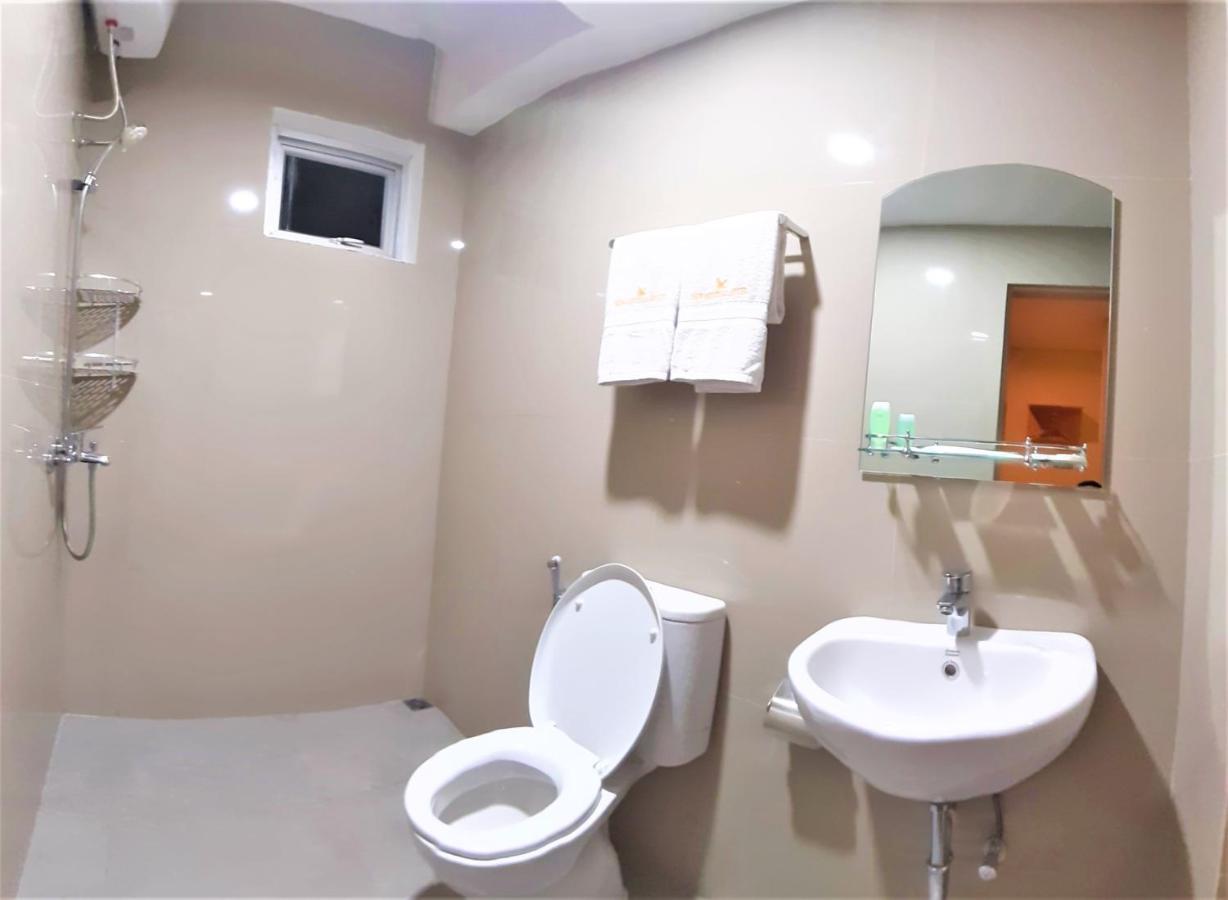 New Gentala Hotel Medan Esterno foto